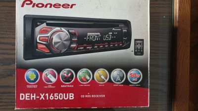 Продаётся cd-магнитола PIONEER DEH X-1650UB