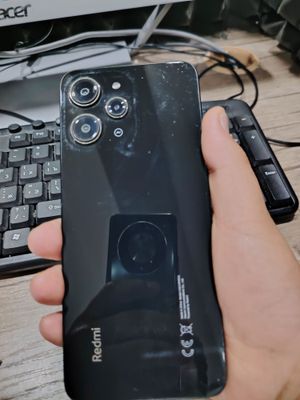 Xiomi Redmi 12 telfon qilsela buladi