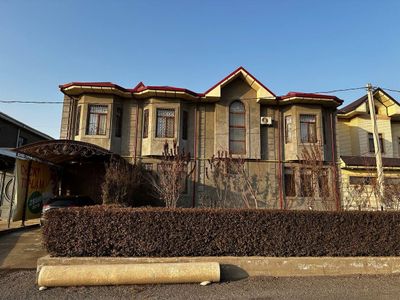 Продается дом на новой махале на против массива куйлюка
