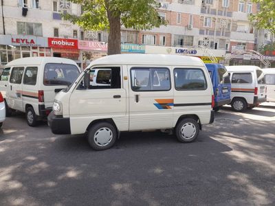 Shevrolet Damas sotiladi.