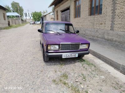 2107ваз 2000 yil moshinasi