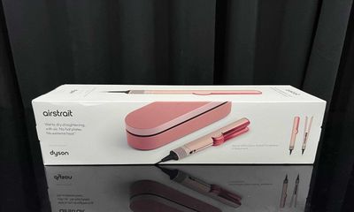 Dyson Выпрямитель/Фены/Стайлер Новый Модели в Широком Ассортименте !!