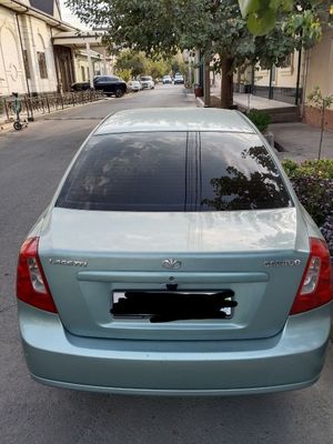 Lacetti 1.8 Opel.motor