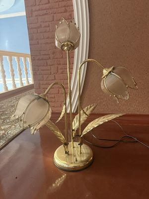 Светилник напольный и др предметы интерьера