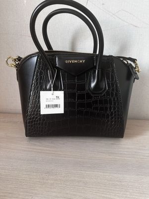 Новая сумка Givenchy