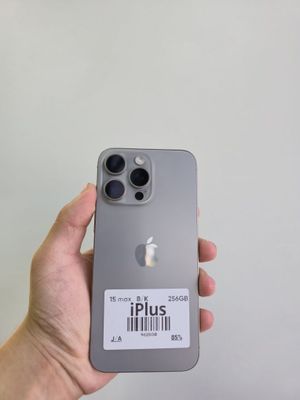 15 Pro Max 256 GB