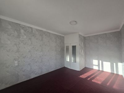 Zudlik bilan frunze massifda 2xonali skvaznoy 6metr veranda sotiladi