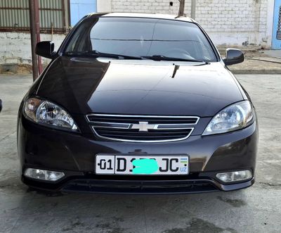 Chevrolet Gentra sotiladi