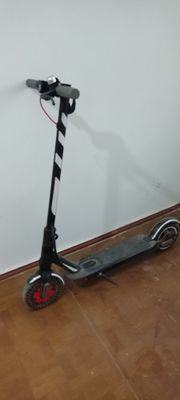 Продаю Электросамокат Xiaomi M365