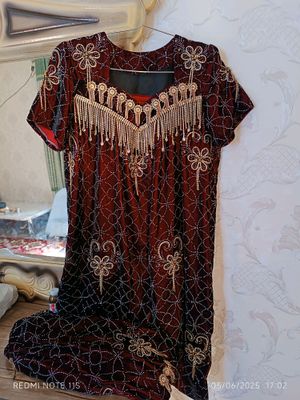 Yangi pombarx koʻylak. kiyilmagan. 44, 46 razmer