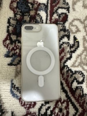 Iphone 8+ 64 GB 77 yomkost