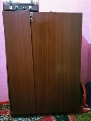 шкаф за 100.000 сум