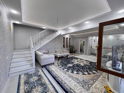Fayzli xonadon uchastka sotiladi