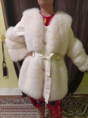 assalomu alaykum Shuba sotiladi.narxi 300 ming