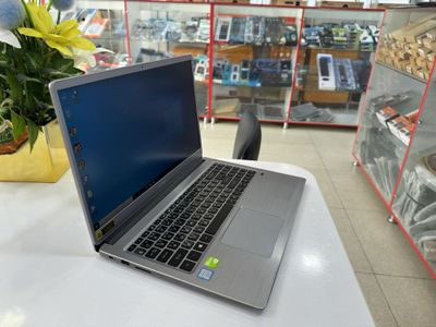 Acer metal korpus i5 2 ta videokartalik tiniq holatda barmoq izi bor