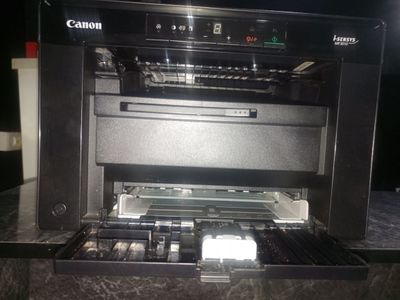 Printer Sotiladi srochna