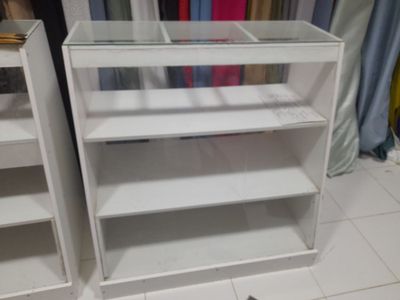 Bozor uchun mebel