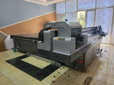 Готовый бизнес. УФ принтер планшетный 200х300см