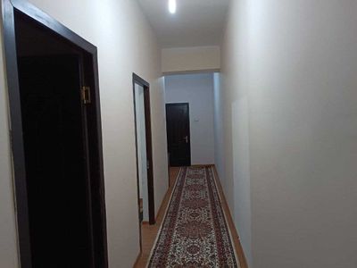 Фаргона шахри макрказий банк рўпарасида ижарага берилади