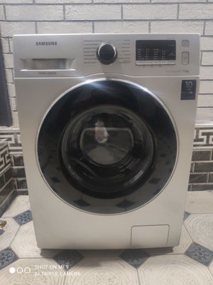 Продам стиральную машинку