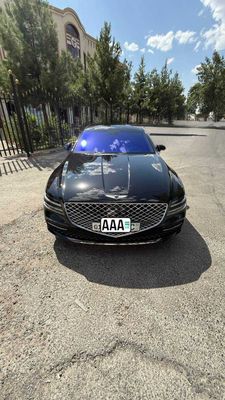 Hyundai Genesis 80