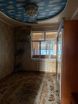 Срочно сотилади квартира