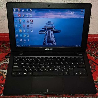 СРОЧНО Продам Ноутбук ASUS X200M 11.6 Intel Celeron 2.16GHz 4/128G SSD