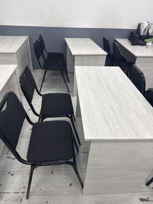 Parta stul, oquv markazda ishlatilgan!