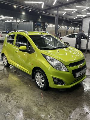 2012й1,2м срочна сотилади