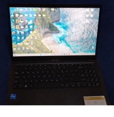 ASUS Vivobook i5