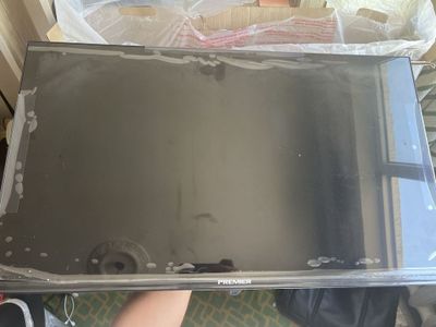 Продаётся Smart TV Premier 32”PRM700S”