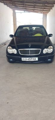 W203 mersades benz