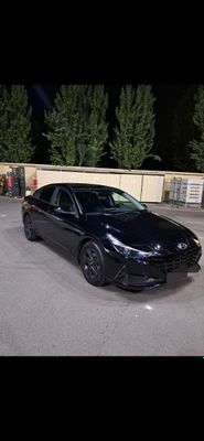 Hunday elantra sotiladi
