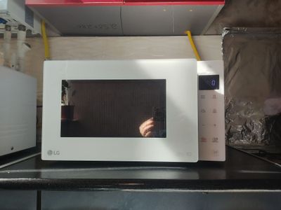 Mikravalnovka LG smart inverter yangi ishlatilmagan