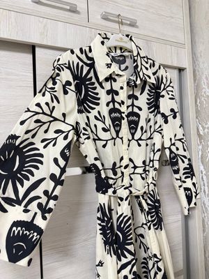Платье ZARA размер XL (подходит на М).