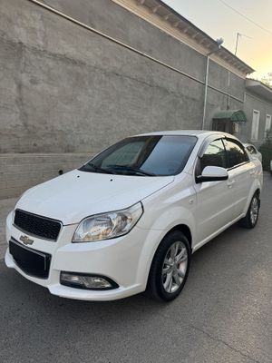 Srochna sotaman Nexia 3 Cobalt Lacetti xaril mashinalar bor pasni oqig