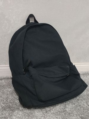 Черный школьный портфель