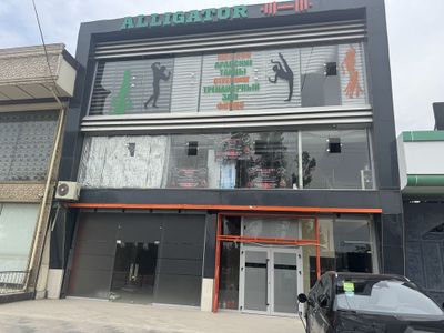 Сдается в Аренду 300квМ 1-этаж