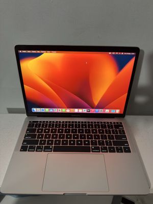 Macbook Pro 2017/8/256