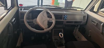 Дамас автомашинаси сотилади
