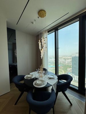 Суточно квартира в Nest one 31 sky view