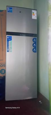 Xolodilnik srochniga sotiladi