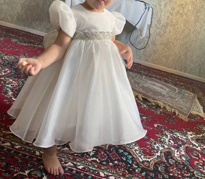 Qizlar uchun judayam chiroyli koylak