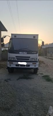 Yangi ISUZU 10 tonnalik