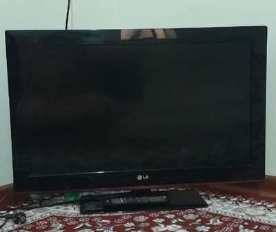 Телевизор LG 32.