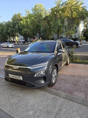 Hyundai Kona чистый корейский электромобиль