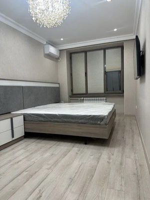 Oybek metroda oila yoki studentlar uchun kvartira maklerskiy yoq