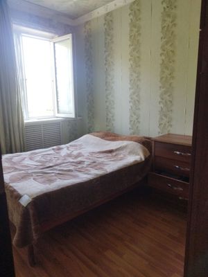 продам чиланзар 3.  двух комнатная