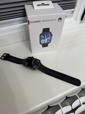 Продаю свои huawei watch fit 4 черного цвета