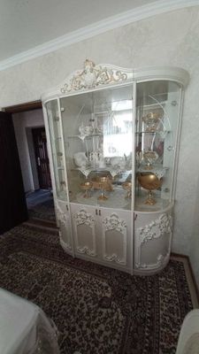 мебель стенка сервант сотилади мехмонхона учун холати зур тошкент